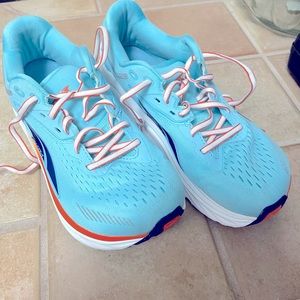 Altra women’s running shoes
